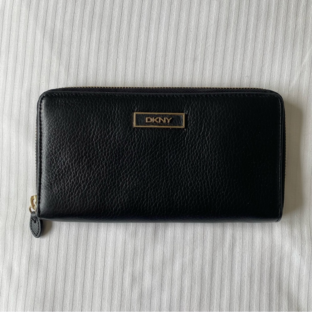 DKNY long wallet